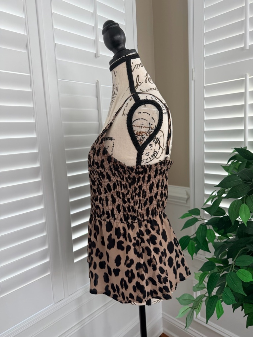 BiBi Leopard Print Smocked Peplum Camisole Top Size Medium - Picture 2 of 8